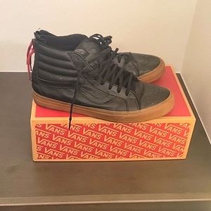 Leather old school vans with zipper in back
